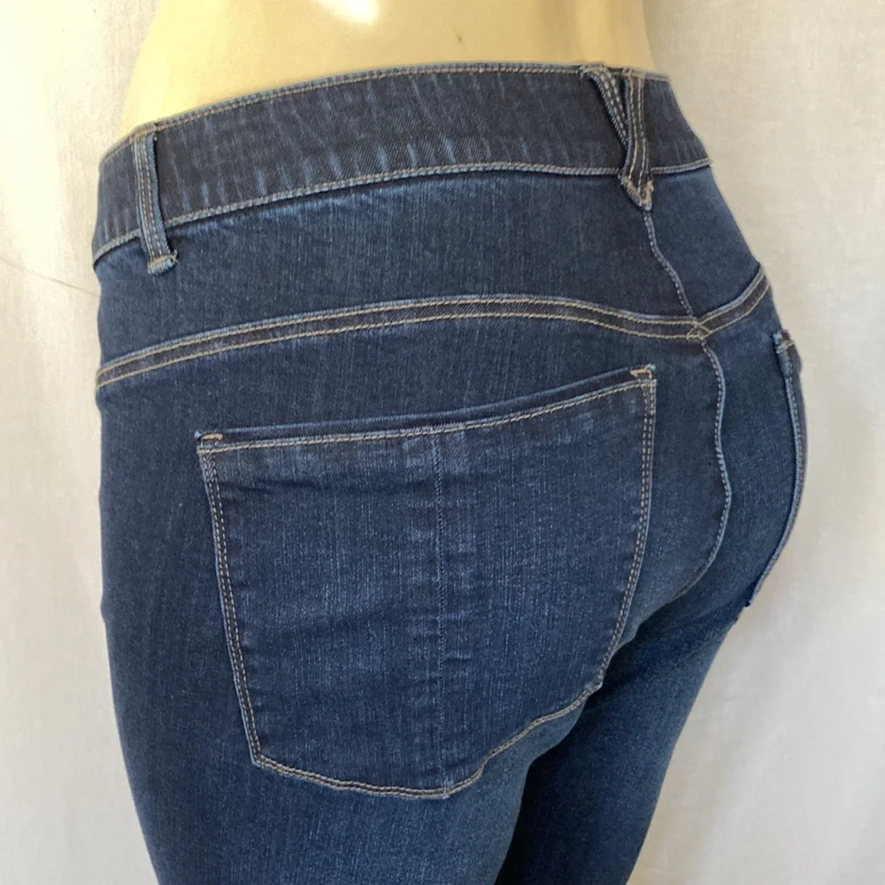 DEMOCRACY Jeans Women’s Tummy Control Step Hem Plus Size 18W Straight Leg NWOT